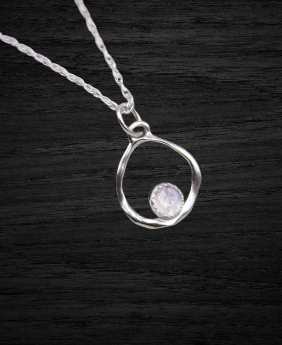 Natural moon stone necklace in 925 sterling silver for Gift for  Birthdays and anniversary