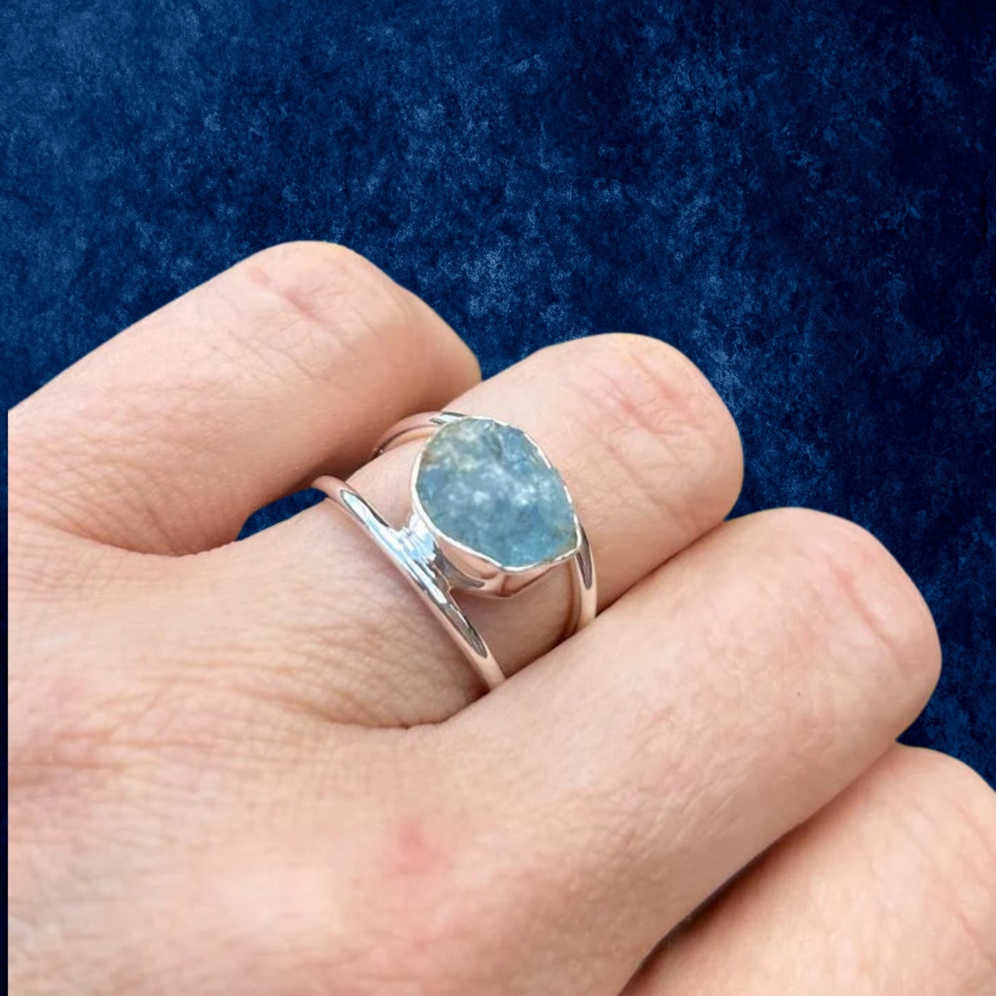 Raw Aquamarine Gemstone Ring in 925 Sterling silver, Natural Handcrafted Aquamarine Stone Ring, Women Delicate Silver Ring For Wedding